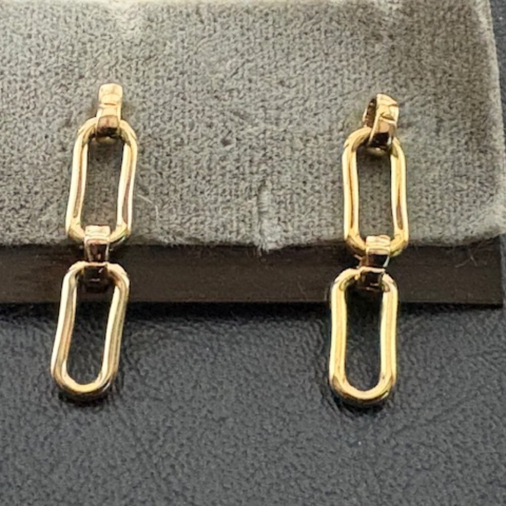 Daphne pierced earrings-Gold finish-French designer Daphne De La Grandeire